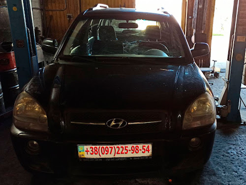 Замена топливного фильтра Hyundai Tucson 2.7