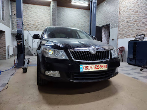 Заміна к-та. ланцюга ГРМ Skoda Octavia A5 1.8 турбо бенз.