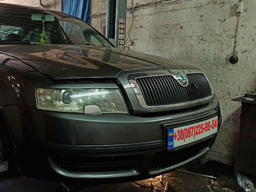 Замена наконечника Skoda Superb 1.9 TDI 2003 г.