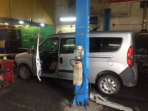 Замена радиатора печки Fiat Doblo 1.8 Дизель