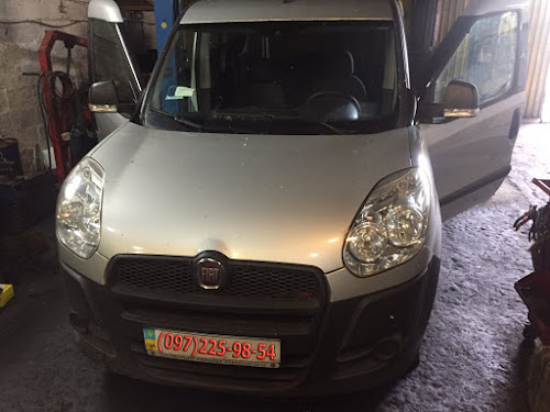 Замена моторного масла и фильтров Fiat Doblo 1.8 Дизель